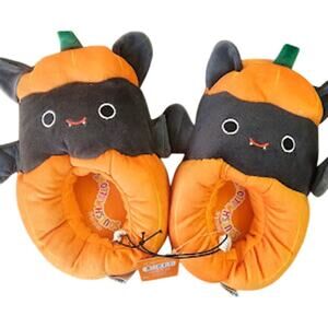 Squishmallows Cosplay Pumpkin Plush Slippers Youth Size 4-5 NWT